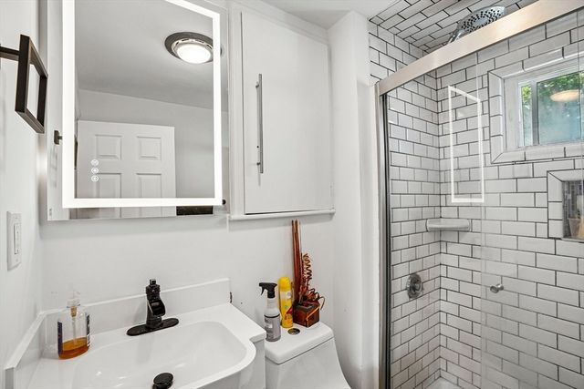 109 Broadsound Ave, Revere, MA 02151