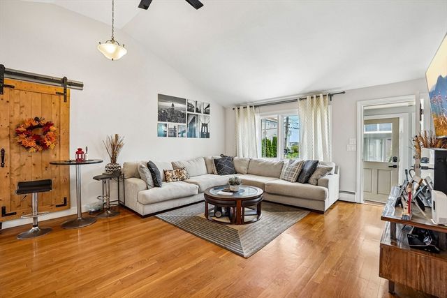 109 Broadsound Ave, Revere, MA 02151
