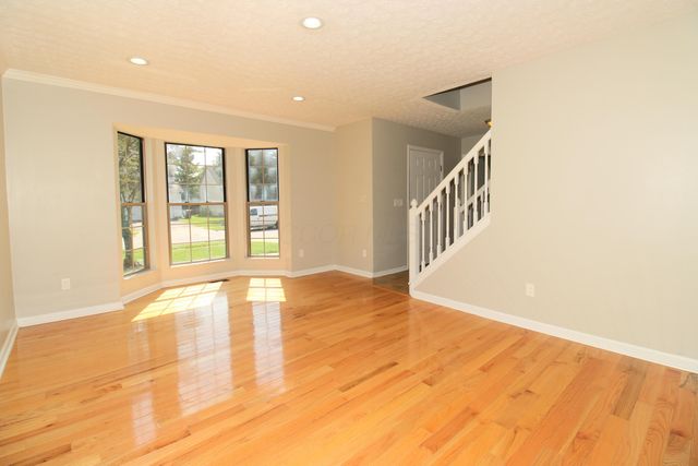 2515 Pressmen Drive, Hilliard, OH 43026