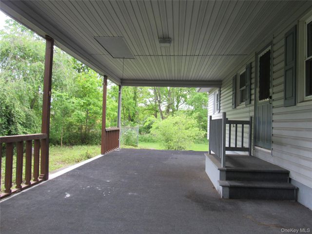 6 Meadow Avenue, Washingtonville, NY 10992