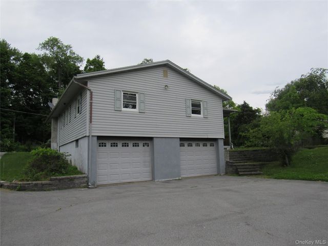 6 Meadow Avenue, Washingtonville, NY 10992
