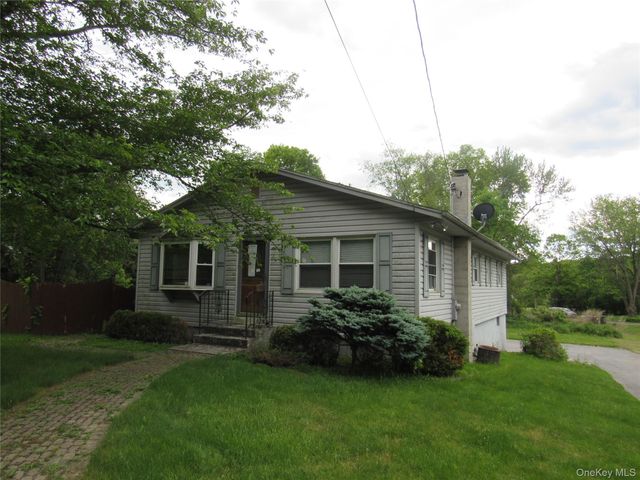 6 Meadow Avenue, Washingtonville, NY 10992