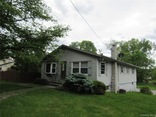 6 Meadow Avenue, Washingtonville, NY 10992