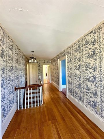 984 Chestnut Street 2, Newton, MA 02464
