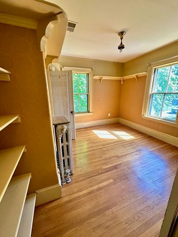 984 Chestnut Street 2, Newton, MA 02464