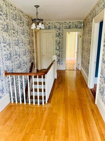 984 Chestnut Street 2, Newton, MA 02464