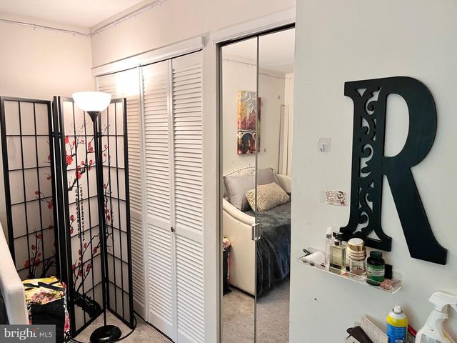 18 CLUB PL, Galloway, NJ 08205