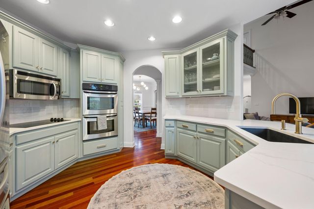 8166 Fox Glove Drive, Ooltewah, TN 37363