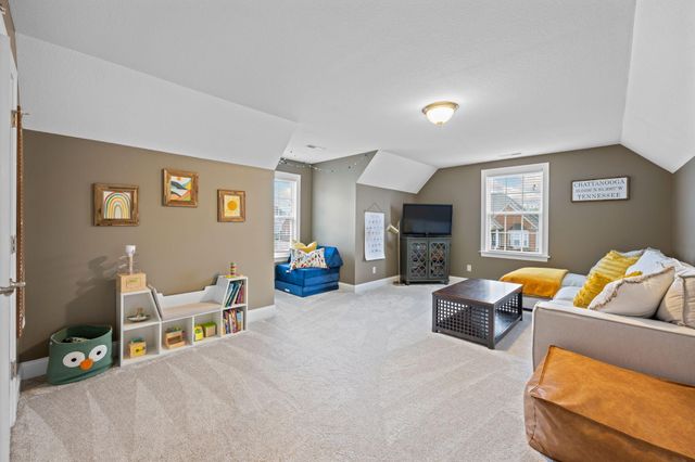 8166 Fox Glove Drive, Ooltewah, TN 37363