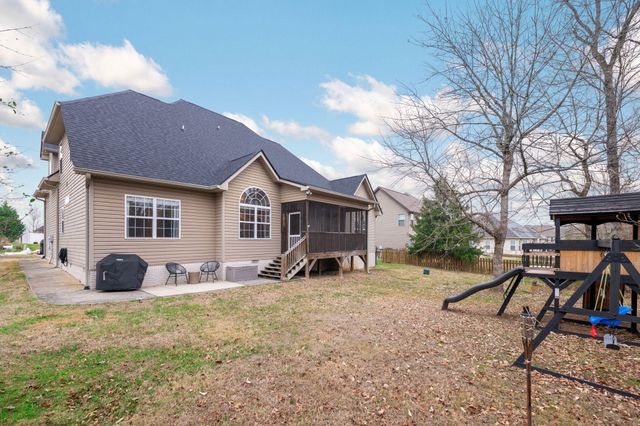 8166 Fox Glove Drive, Ooltewah, TN 37363