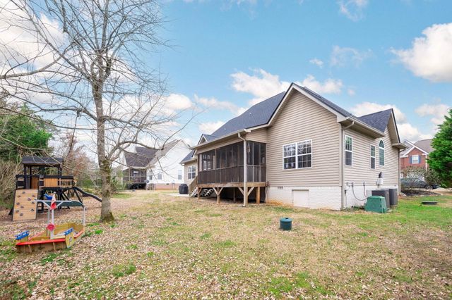 8166 Fox Glove Drive, Ooltewah, TN 37363