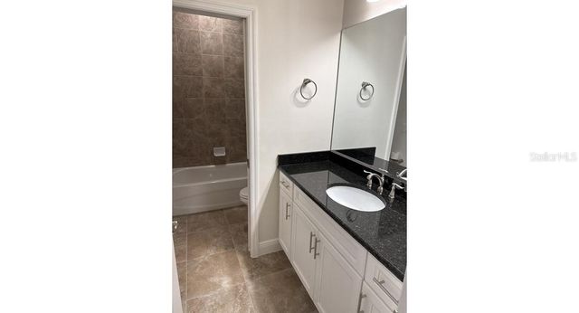 2137 KAMSLER AVENUE, North Port, FL 34286