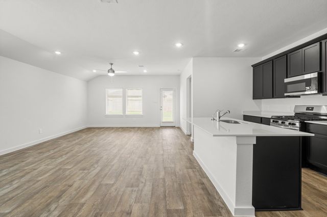 1706 Stelvio Pass Drive, Richmond, TX 77406