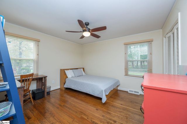 102 Bridgewater Drive, Greenville, SC 29615