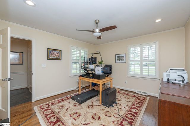 102 Bridgewater Drive, Greenville, SC 29615