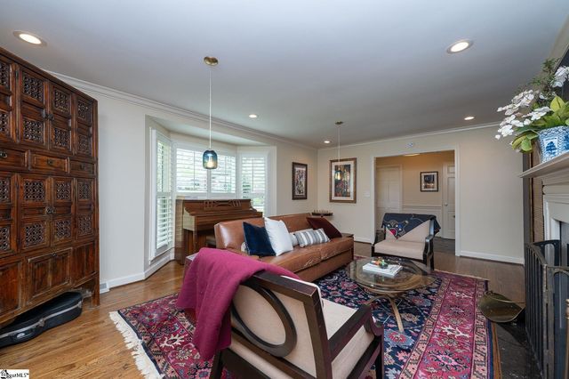 102 Bridgewater Drive, Greenville, SC 29615