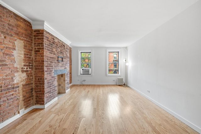 524 E 6th St Apt 8, New York City, NY 10009