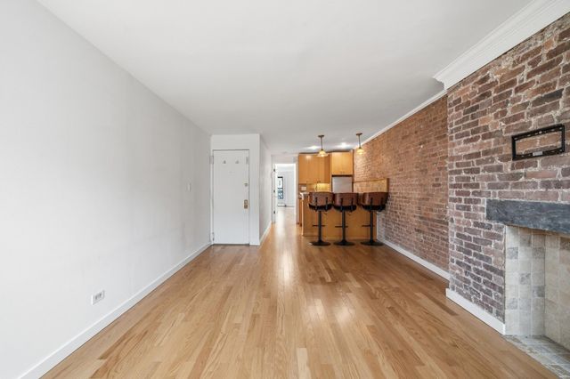 524 E 6th St Apt 8, New York City, NY 10009