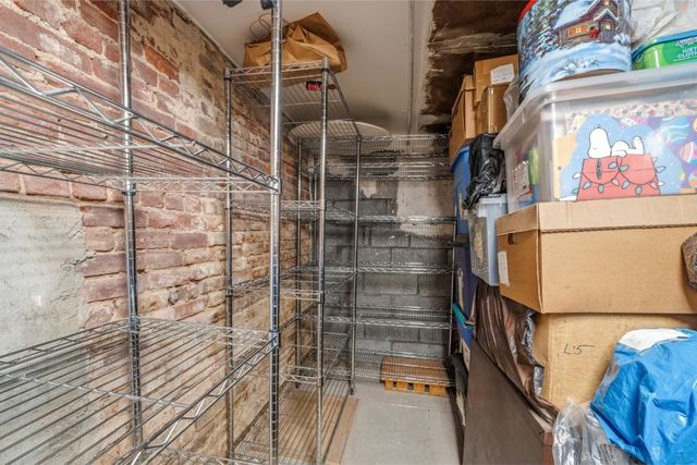 524 E 6th St Apt 8, New York City, NY 10009