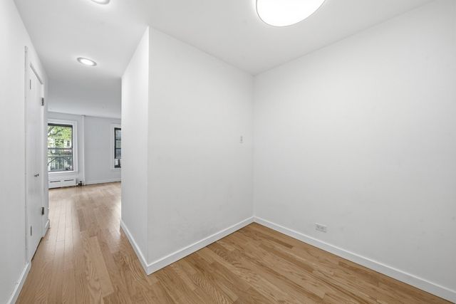 524 E 6th St Apt 8, New York City, NY 10009