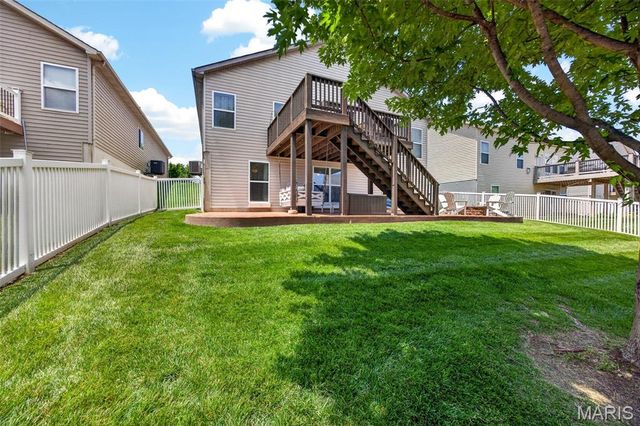 406 Country Stone Drive, Lake St Louis, MO 63367