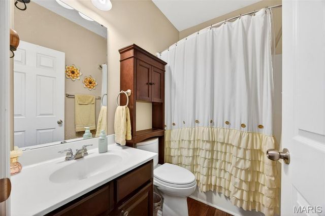 406 Country Stone Drive, Lake St Louis, MO 63367
