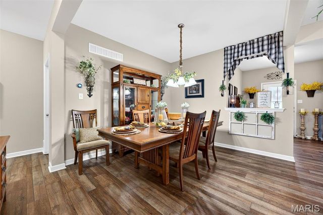 406 Country Stone Drive, Lake St Louis, MO 63367