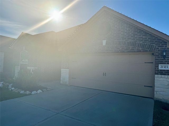 21323 Echo Manor Drive, Hockley, TX 77447