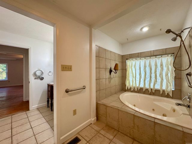 56 Brandon, Mayflower, AR 72106