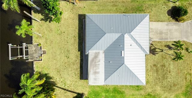 2031 SE 25th LN, Cape Coral, FL 33904