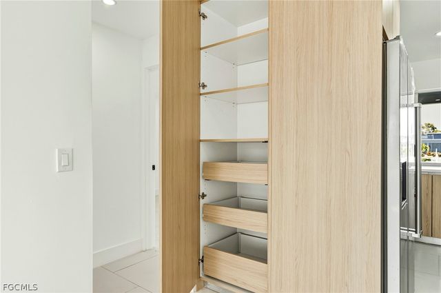 2031 SE 25th LN, Cape Coral, FL 33904