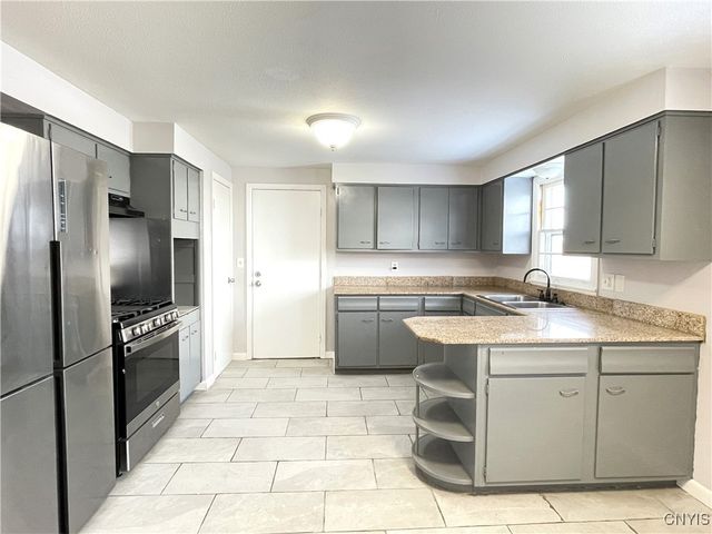 321 Craigie Street, Salina, NY 13206