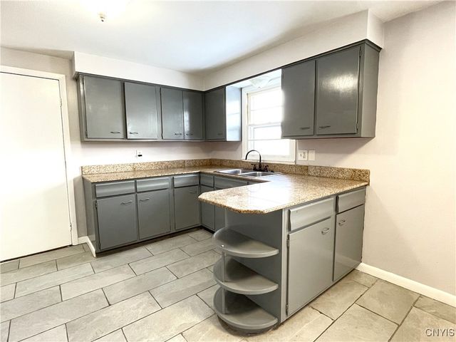 321 Craigie Street, Salina, NY 13206