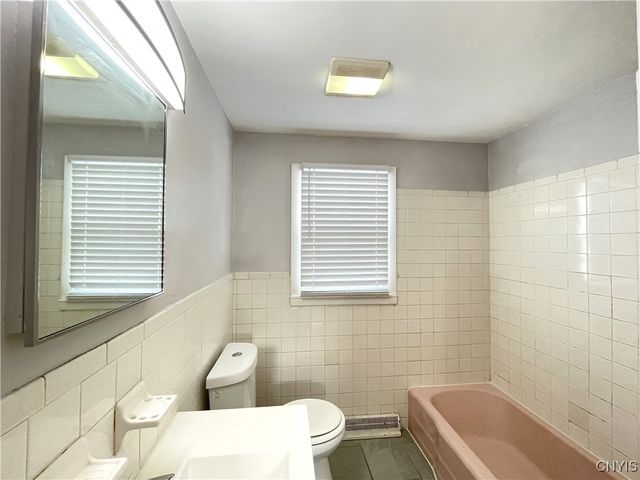 321 Craigie Street, Salina, NY 13206