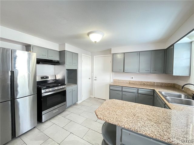 321 Craigie Street, Salina, NY 13206