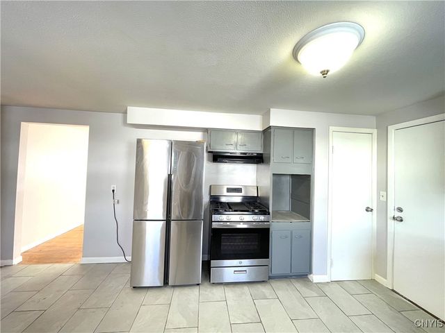 321 Craigie Street, Salina, NY 13206