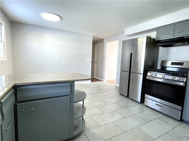 321 Craigie Street, Salina, NY 13206