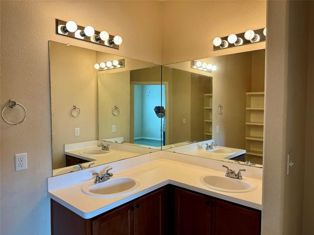 3301 Stirrat ST, Pflugerville, TX 78660