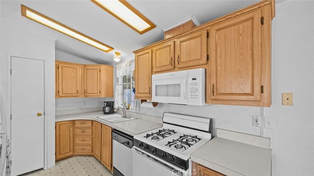 17261 GOTHARD Street 67, Huntington Beach, CA 92647