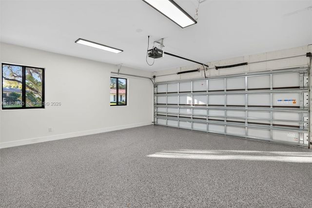 7101 E Troon Cir, Miami Lakes, FL 33014