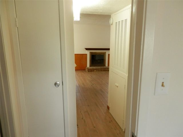 7600 Emmett F Lowry Expressway 605, Texas City, TX 77591