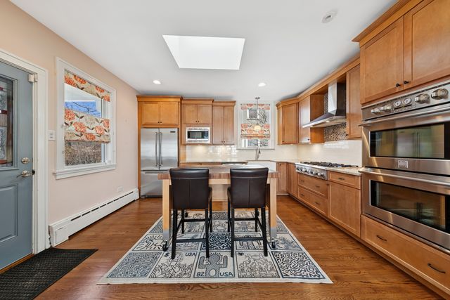 721 N Grove Avenue, Oak Park, IL 60302