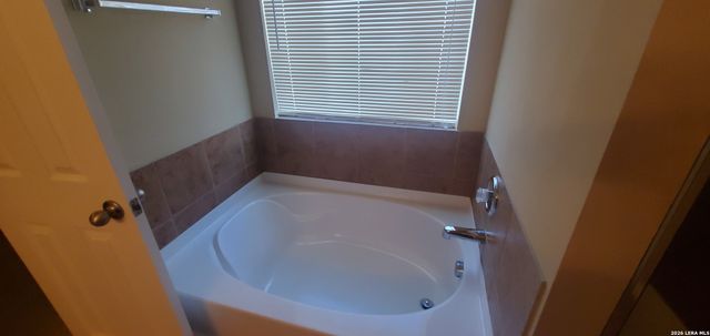 249 NOMAD LN, Cibolo, TX 78108