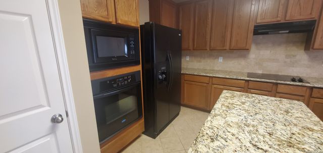 249 NOMAD LN, Cibolo, TX 78108