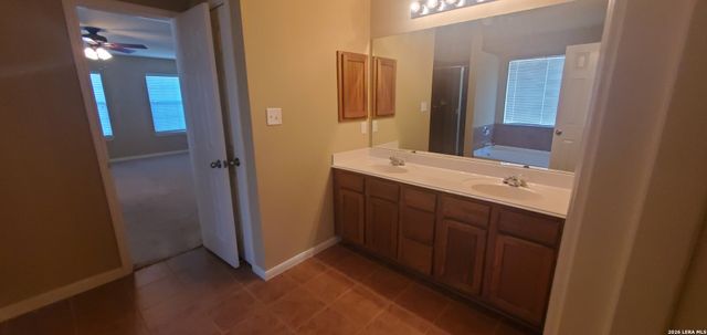 249 NOMAD LN, Cibolo, TX 78108