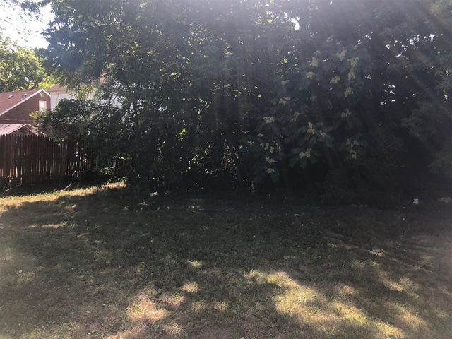 16331 Plymouth Road, Detroit, MI 48227