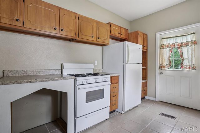 308 E Benton Street, Mount Olive, IL 62069