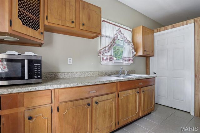 308 E Benton Street, Mount Olive, IL 62069