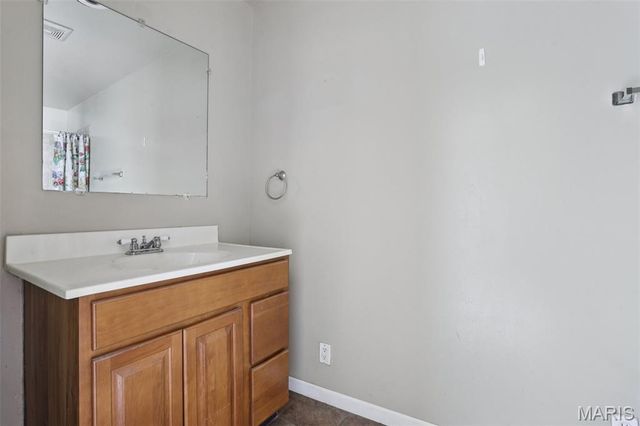 308 E Benton Street, Mount Olive, IL 62069