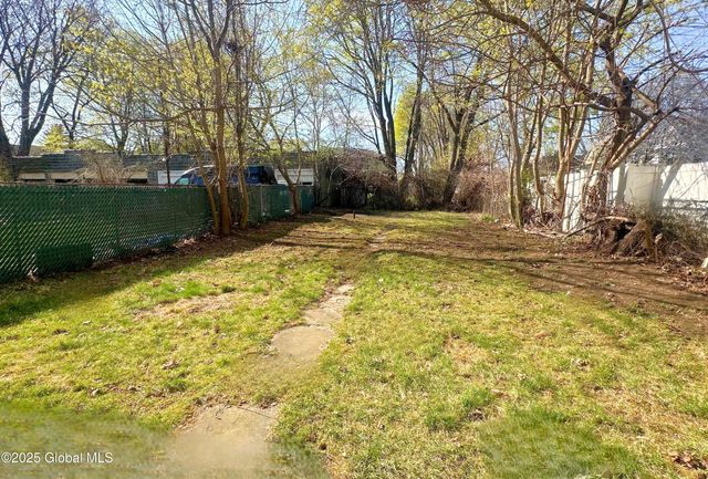 219 Delaware Avenue, Albany, NY 12209